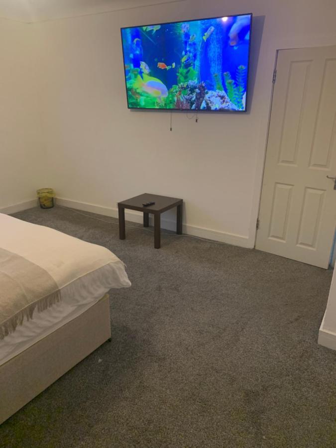 Wandsworth, South London Deluxe King Room 1 Екстер'єр фото